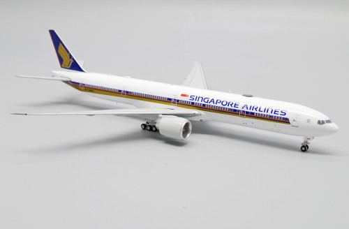 Phoenix 1:400 ANA 777-300ER