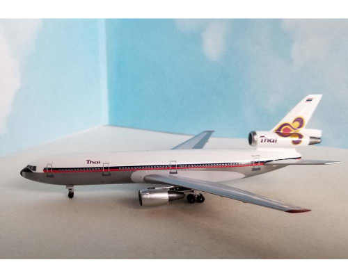 Aeroclassics 1:400 Thai International DC-10 - PH-DTK