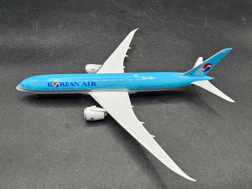 Phoenix 1:400 Korean Air 787-9 HL8081