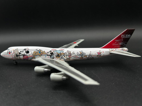 Tomy 1:400 JAL 747 Dream Express 