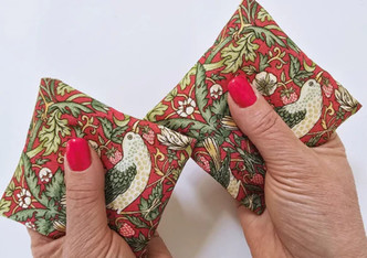 Crimson Strawberry Thief Microwave Hand Warmers x 2