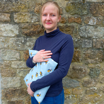 Bumble Bees Cotton Square Lavender Wheat Pad