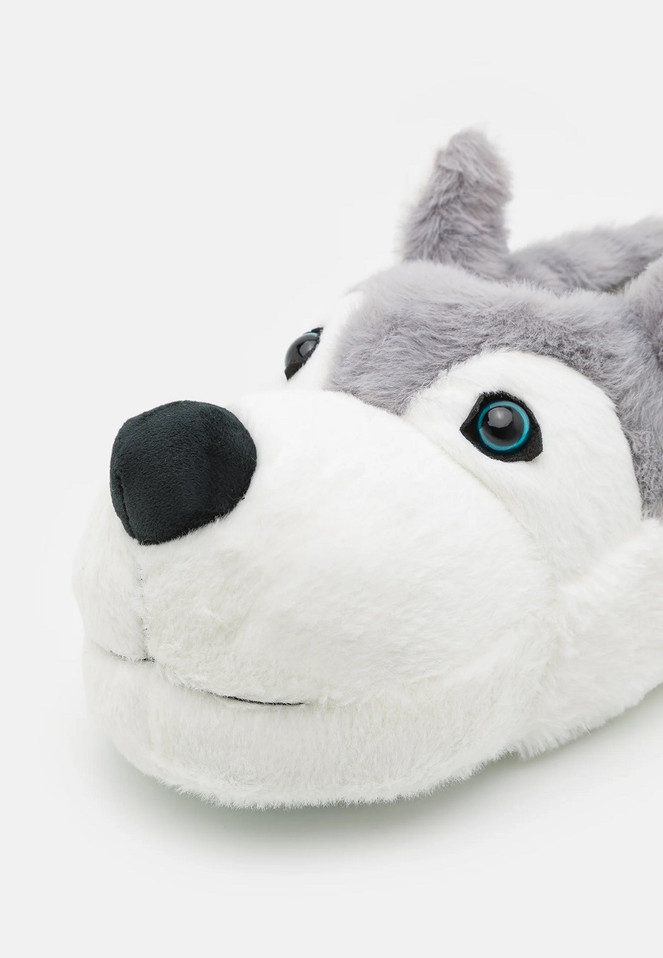 Grey Husky / Wolf Faux Fur 3D Novelty Slippers