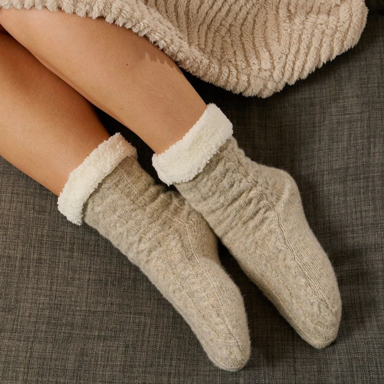 Beige Chenille Cable Knit Slipper Socks