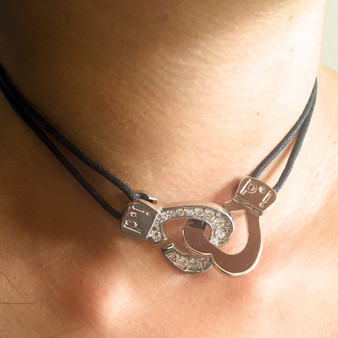 Cuffs of Love ♥ Heartcuff Choker