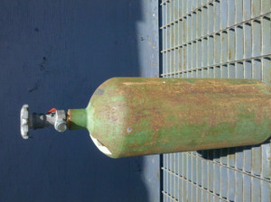 Oxygen 40 Cf. Cylinder **OUTRIGHT PURCHASE**