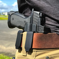 Rounded gear XXL Light Holster lifestyle 2