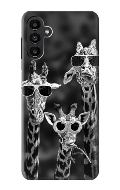 S2327 Girafes avec lunettes de soleil Etui Coque Housse pour Samsung Galaxy A13 5G