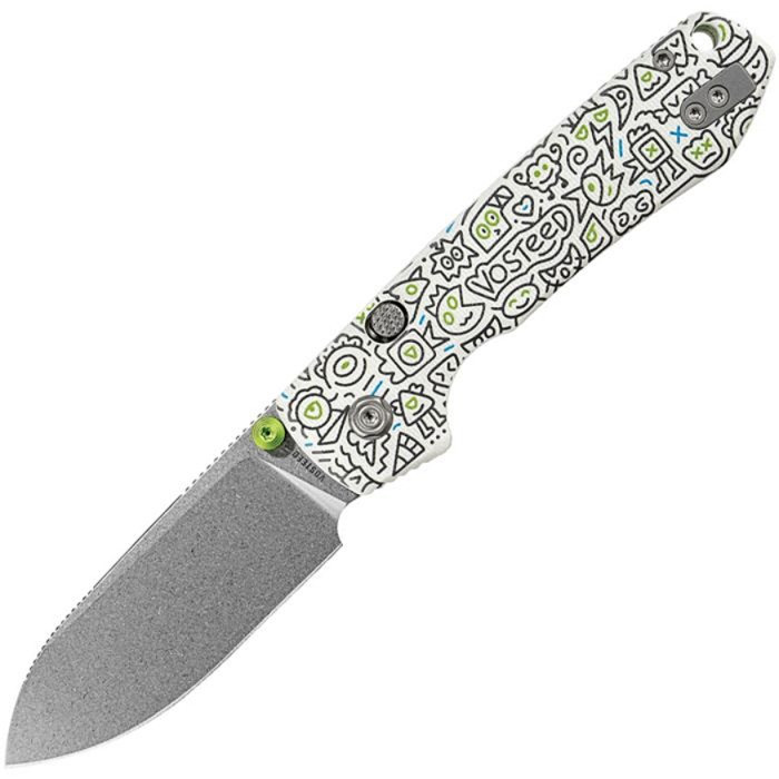 VOSA2933 4.38" (11.13cm) closed. 3.25" (8.26cm) stonewash finish 14C28N Sandvik stainless drop point blade. Doodle Monster G10 handle. Thumb stud. Lanyard hole. Pocket clip.