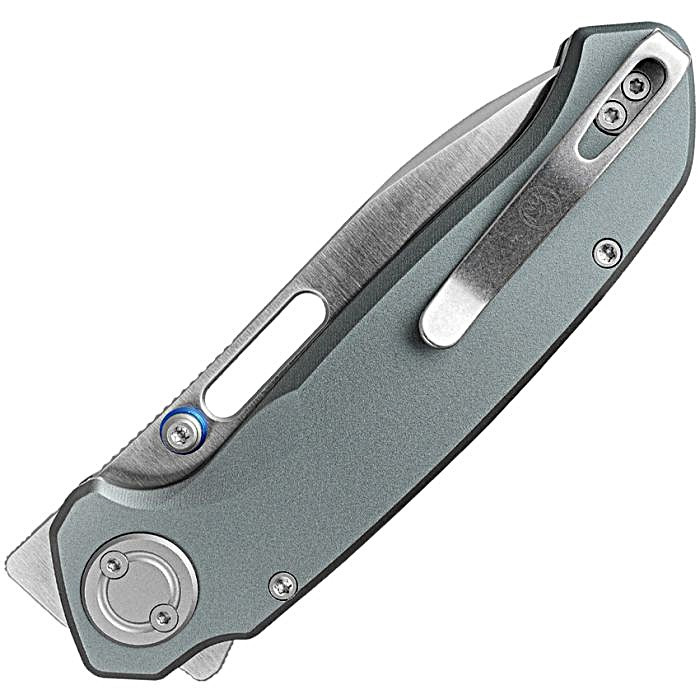 VOSA4605 4.75" (12.07cm) closed. 3.38" (8.59cm) satin finish flat ground S35VN stainless drop point blade. Gray aluminum handle. Thumb pull. Thumb stud. Lanyard hole. Pocket clip. Extended tang. Black nylon zippered storage case
