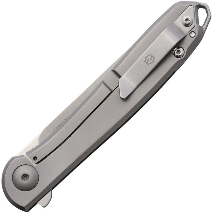 KARB109 4" (10.16cm) closed. 3" (7.62cm) satin finish S35VN stainless blade. Bead blast finish titanium handle. Lanyard hole. Pocket clip. Extended tang.