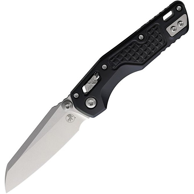 MCT210M10FR 4.25" (10.8cm) closed. 3.25" (8.26cm) stonewash finish Bohler M390MK stainless sheepsfoot blade. Black frag pattern aluminum handle. Pocket clip. Lanyard hole. Thumb stud.
