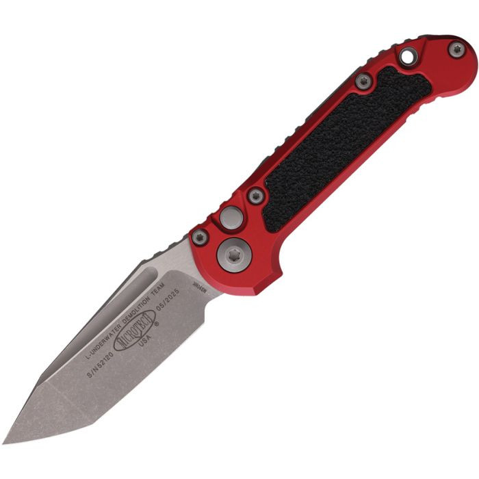 MCT113610APRD Automatic opening. 4.5" (11.43cm) closed. 3.5" (8.89cm) Apocalyptic finish Bohler M390MK stainless tanto blade. Red aluminum handle with black traction insert. Lanyard hole. Pocket clip.