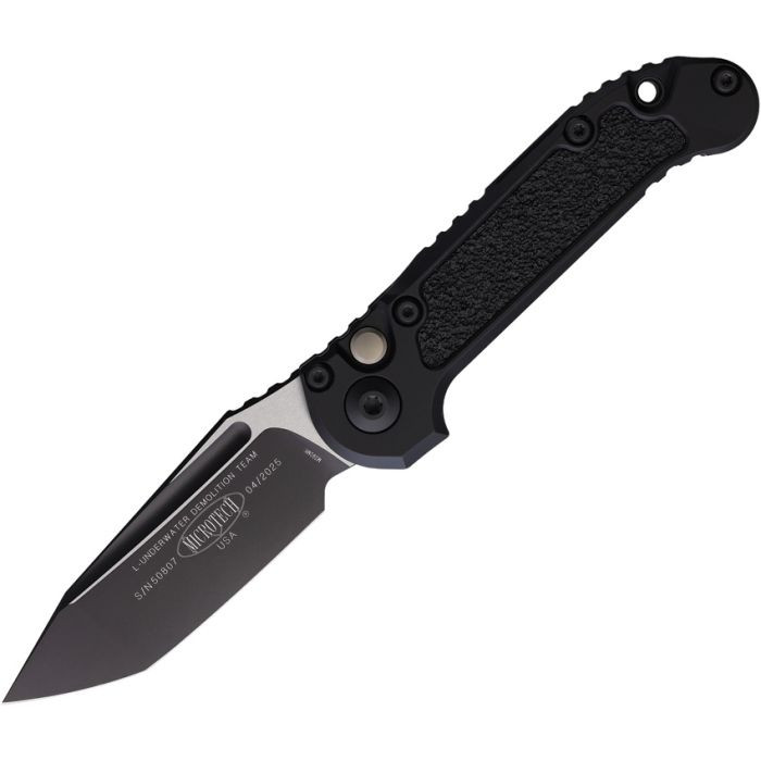 MCT11361T Automatic opening. 4.5" (11.43cm) closed. 3.5" (8.89cm) two-tone finish Bohler M390MK stainless tanto blade. Black aluminum handle with black traction insert. Lanyard hole. Pocket clip.
