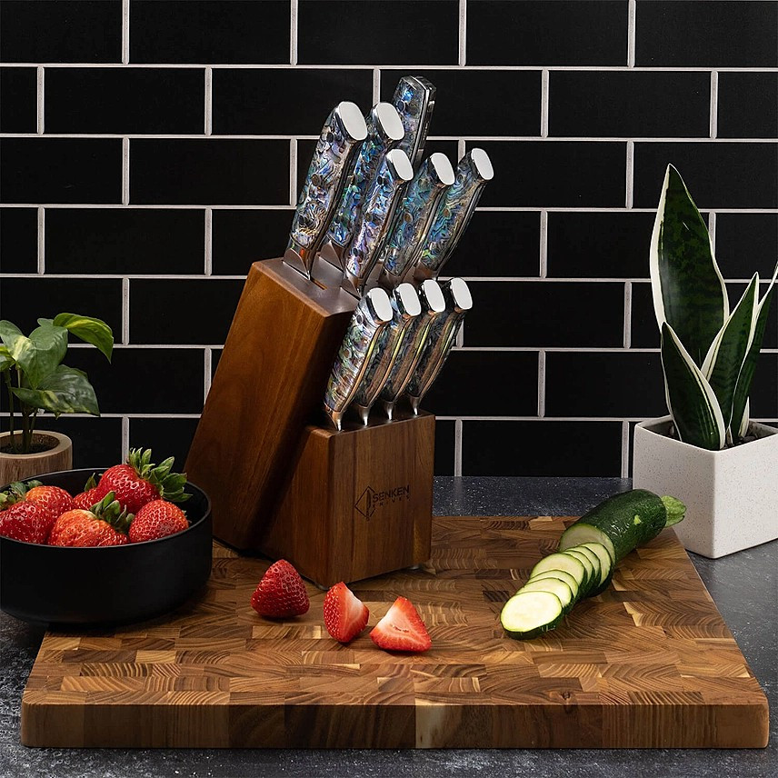 "Umi" 11-Piece Japanese Damascus Steel Knife Block Set