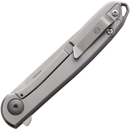 KARB105 4" (10.16cm) closed. 3" (7.62cm) satin finish Bohler N690 stainless blade. Bead blast finish stainless handle. Extended tang. Pocket clip. Lanyard hole. Made by Cuttway in Taiwan. Designed by Ken Onion. Gift tin.
