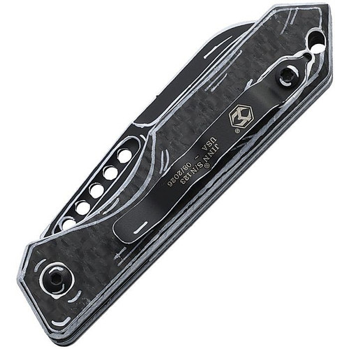 H113CSBWCF Automatic opening. 4.5" (11.43cm) closed. 3" (7.62cm) CPM MagnaCut stainless Wharncliffe blade. Glow carbon fiber handle. Lanyard hole. Pocket clip. Black and white cell shaded blade and handle.