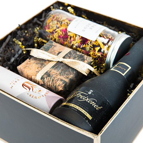 Curated Gift Boxes Canada