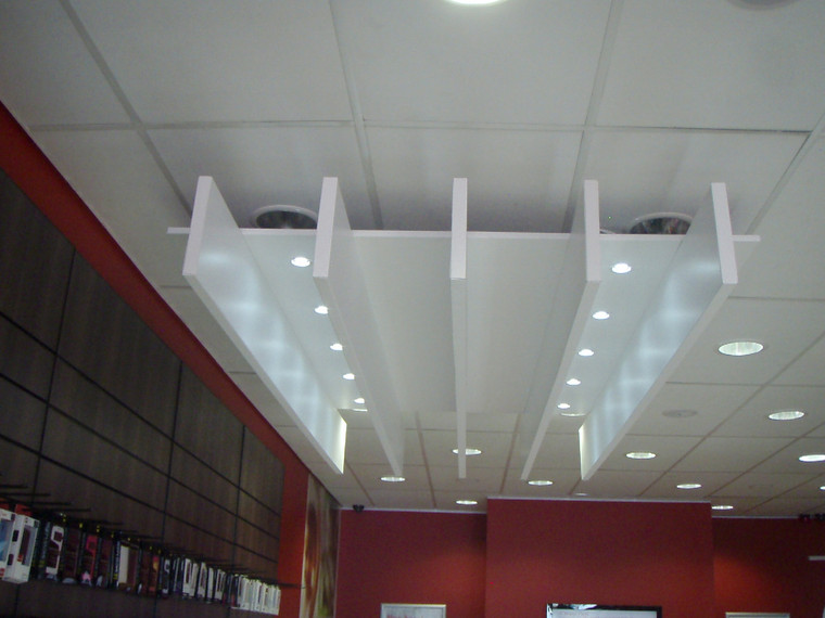 Slatted beam bulkhead with Ceiling
2940mm W x 1780mm D x 380mm H