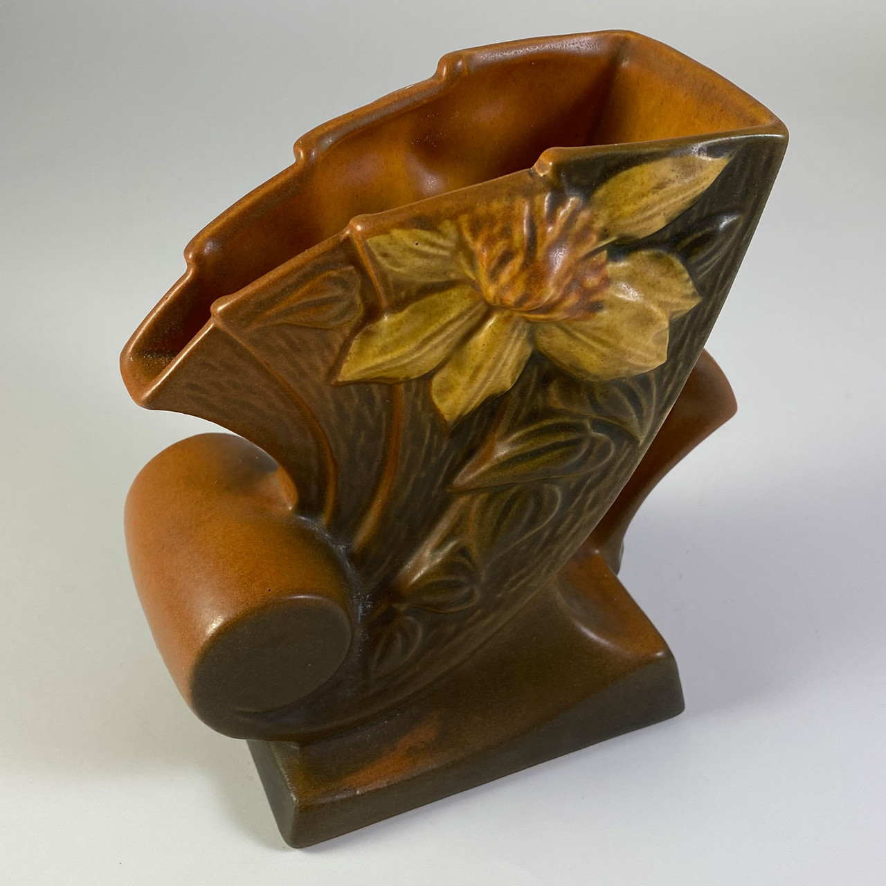 Roseville Clematis Pottery Roseville Clematis 1944 Vintage Pottery