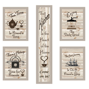 "Kitchen Friendship Collection" in sand-color frames "Kitchen Friendship Collection" in sand-color frames