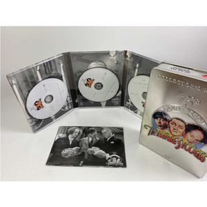 3 Stooges collector tin, 3 DVDs with booklets, Image: © Modern2Historic 3 Stooges collector tin, 3 DVDs with booklets, Image: © Modern2Historic