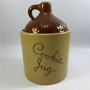 Vintage Cookie Jug. Image: © Modern2Historic Vintage Cookie Jug. Image: © Modern2Historic