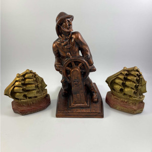 Sea Captain Sculpture Figure Sailor - 2 Old Ironside Bookends. Image: © Modern2Historic Sea Captain Sculpture Figure Sailor - 2 Old Ironside Bookends. Image: © Modern2Historic