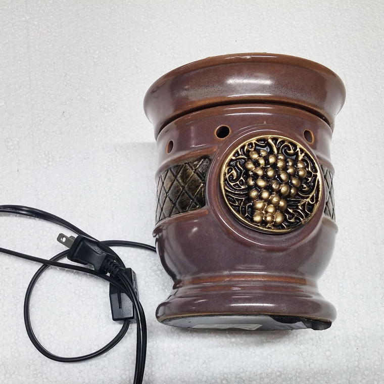 Scentsy Wax Warmer - Brown/Purple- Gold Grapes Medallion & Gold Grapes