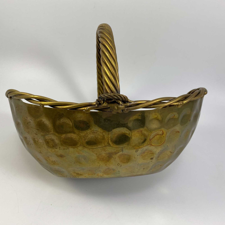 Large Solid Brass Basket Heavy Duty. Image: © Modern2Historic