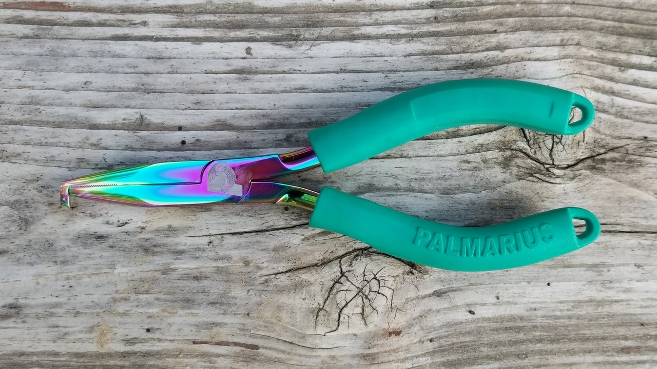 Brand new for 2023!  We took the finest split ring pliers on the market.  Forged Nickel Chrome and then plated them in a unique Green Oxide proprietary coating.  Sheds Saltwater and provides a lifetime of service.