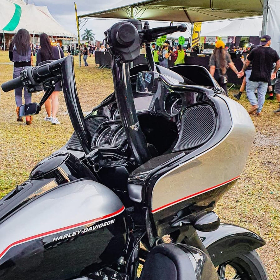Custom Handlebars Harley-Davidson Accessories, Handlebars, Ape Hangers, Sissy Bars, Crash ...