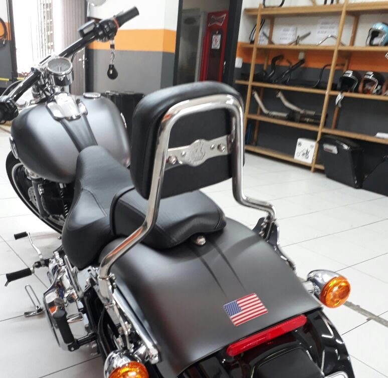 Sissy Bar King Low/Passenger Backrest 16" Detachable for Harley