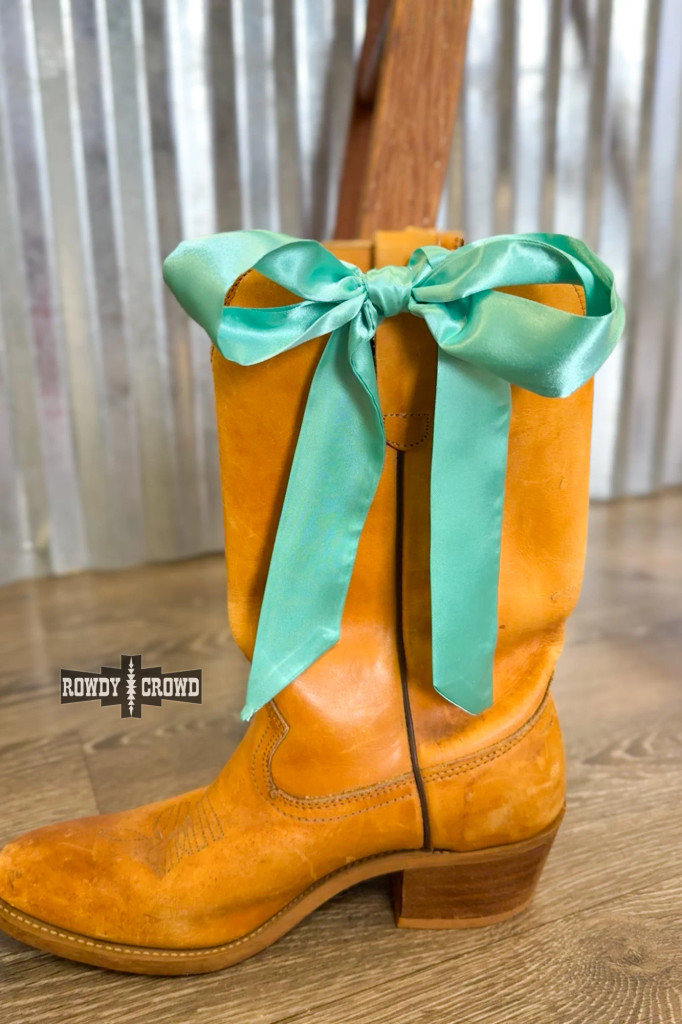 Rowdy Crowds Twilly, West Texas Solids