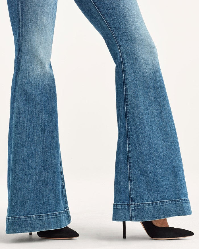 Women's 7FAMK Jean, Alpine Mega Flare - Chick Elms Grand Entry