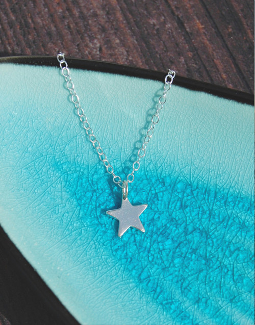 Dainty sterling silver star necklace, perfect everyday wear
