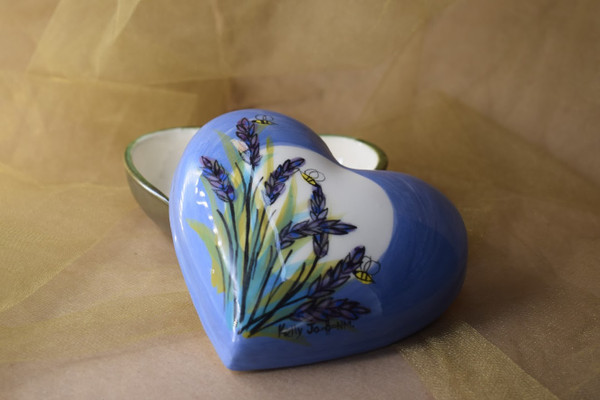 (HB03-LM) 3" Heart Box - Lavender Moon