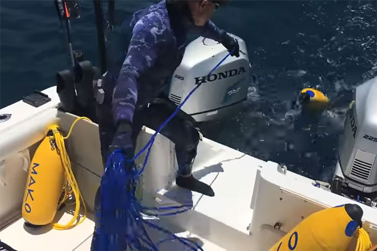 Video How to Wind Spearfishing Float Lines to Avoid Tangles MAKO