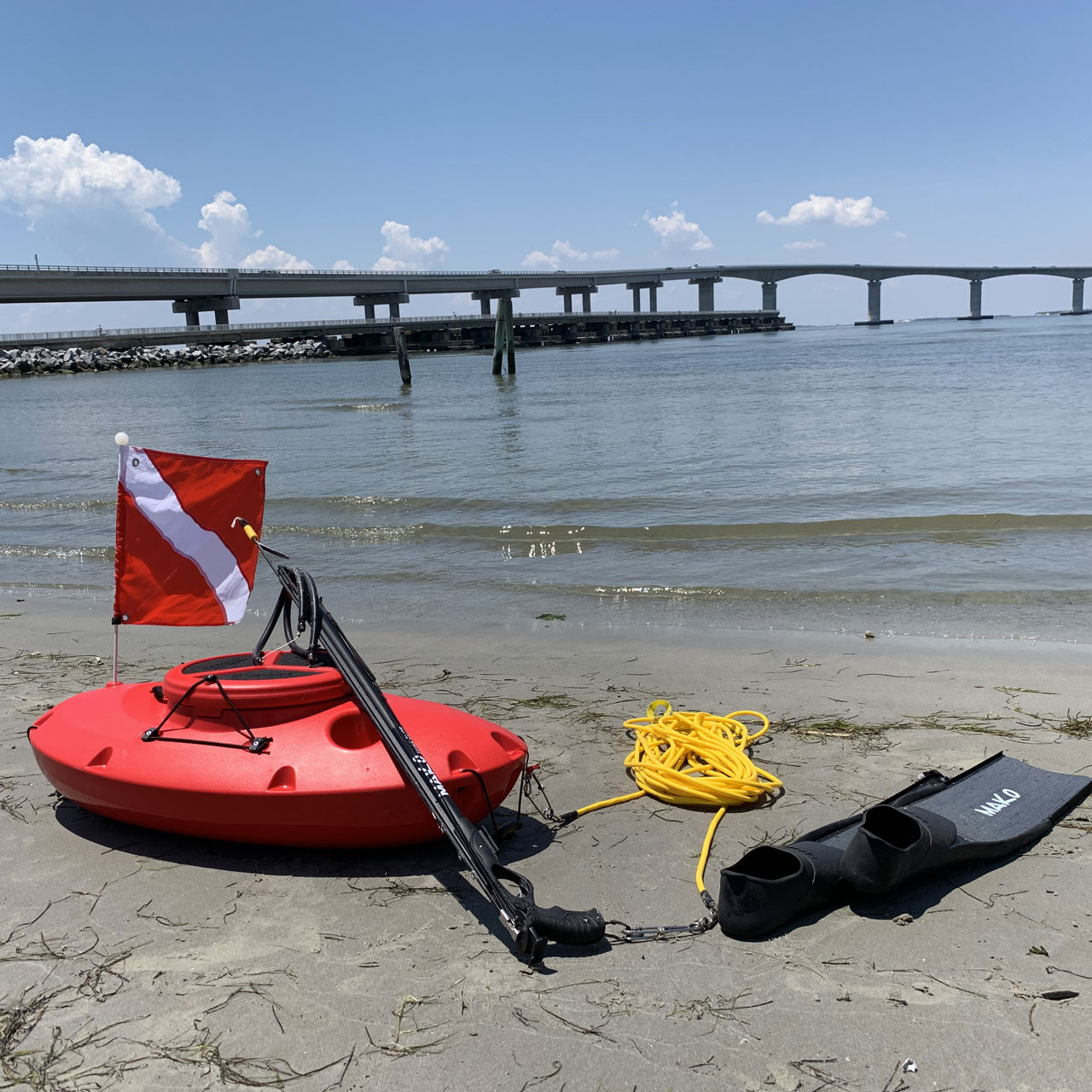 Tow-Behind Storage Float (30-Quart Capacity)