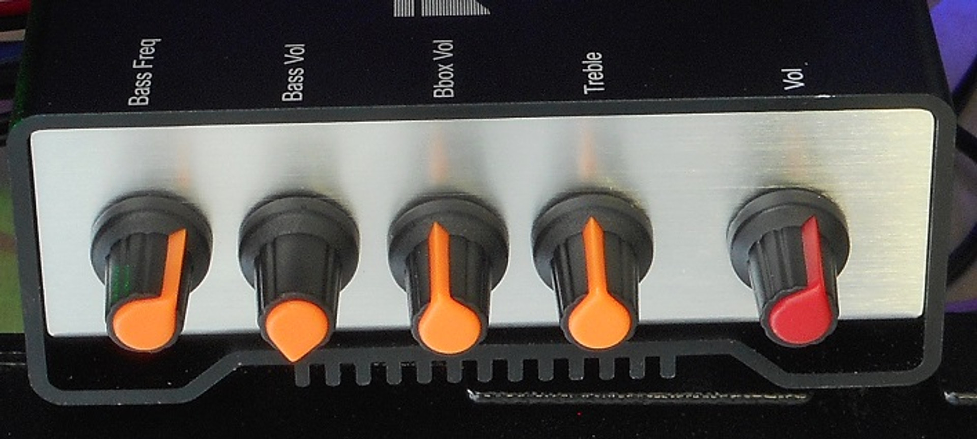 PinWoofer Jersey Jack Pinball Guns N' Roses Amplifier Settings