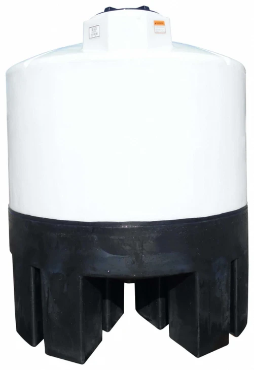 1050 Gallon 20 Degree Cone Bottom Tank with Poly Stand