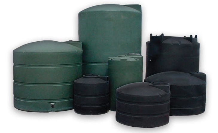 Snyder Industries 8000 Gallon Vertical Water Storage Tank in Green