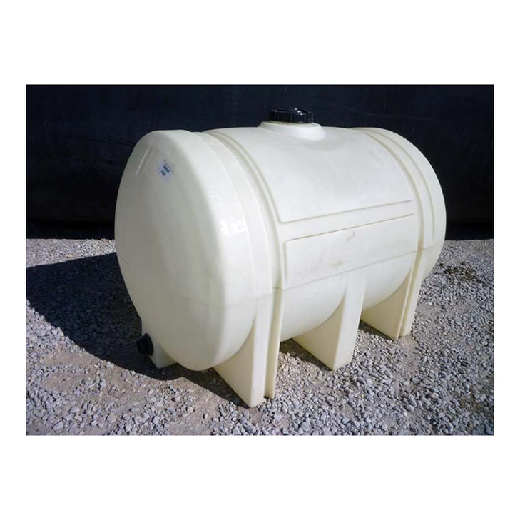LOCKED - Snyder Industries 525 Gallon Plastic Horizontal Leg Tank