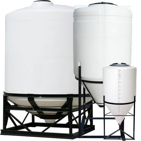 Snyder Industries 2000 Gallon 30 Degree XLPE Cone Bottom Tank in White 1.9 sg