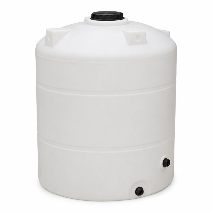 1700 gallon plastic vertical water storage tank in green