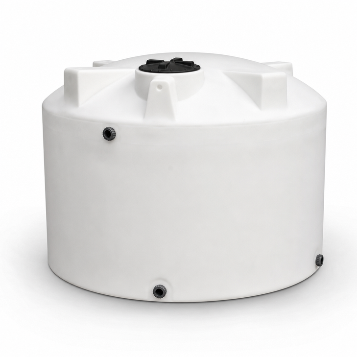 2700 gallon plastic vertical water storage tank in green