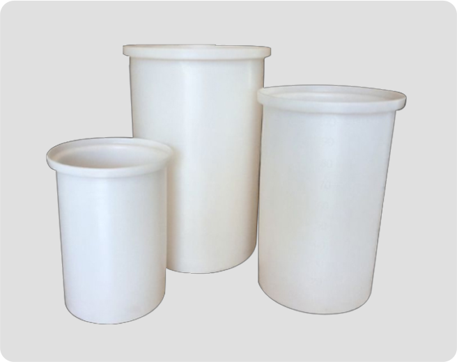 17LDPE - Ronco Plastics. Representative image of the open top cylindrical tank family.