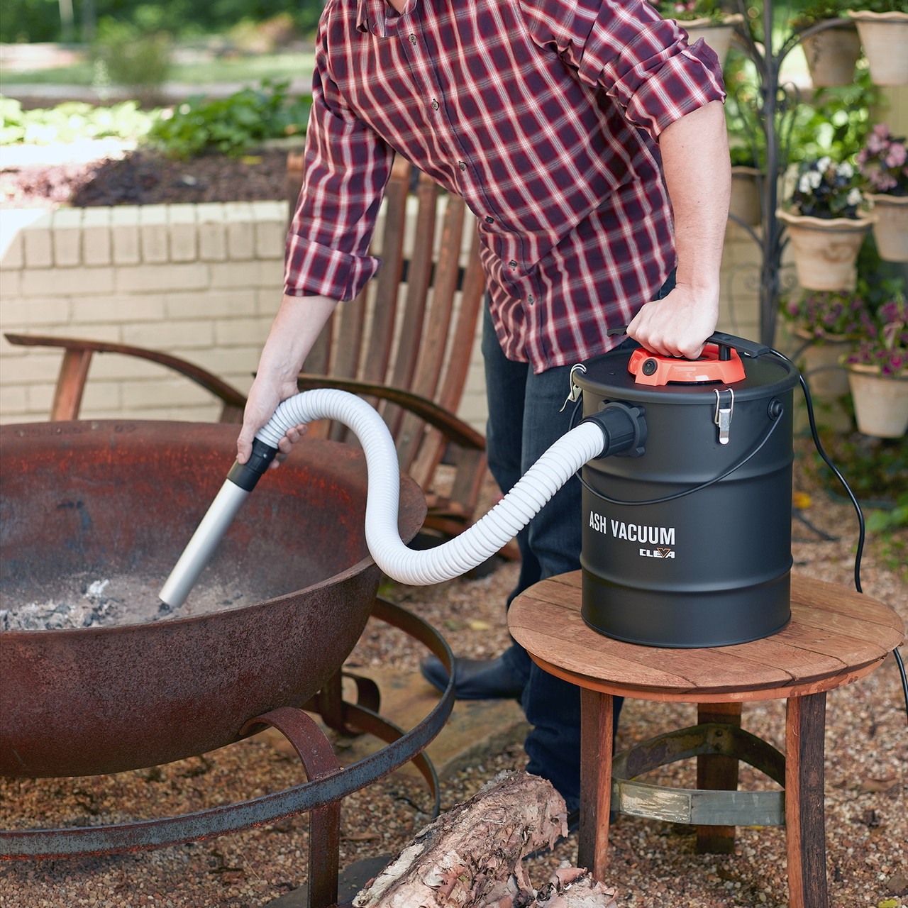 EAT606S Ash Vacuum - Vacmaster Canada