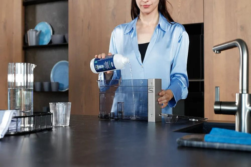 DE'LONGHI - DE'LONGHI Decalcificante per macchine del caffè, Decalk Care , flacone per 5 utilizzi, 500 ml - 2160000461