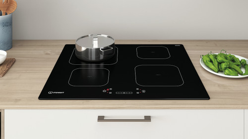 INDESIT - Piano cottura a induzione Indesit IS 83Q60 NE - 2200006552